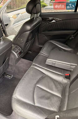 Седан Mercedes-Benz E-Class 2002 в 