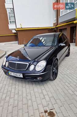 Седан Mercedes-Benz E-Class 2002 в Ивано-Франковске