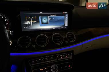 Седан Mercedes-Benz E-Class 2016 в 
