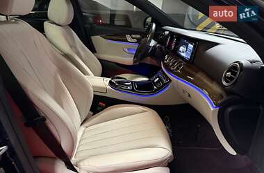 Седан Mercedes-Benz E-Class 2016 в 