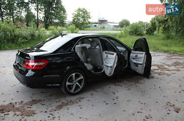 Седан Mercedes-Benz E-Class 2010 в 