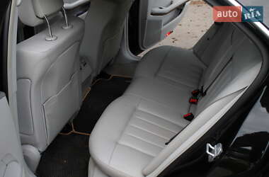 Седан Mercedes-Benz E-Class 2010 в 