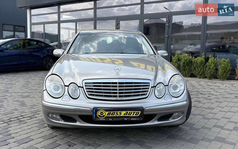 Седан Mercedes-Benz E-Class 2002 в Мукачевому