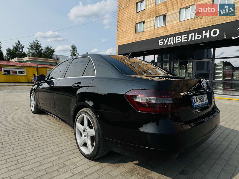 Седан Mercedes-Benz E-Class 2013 в Костополе