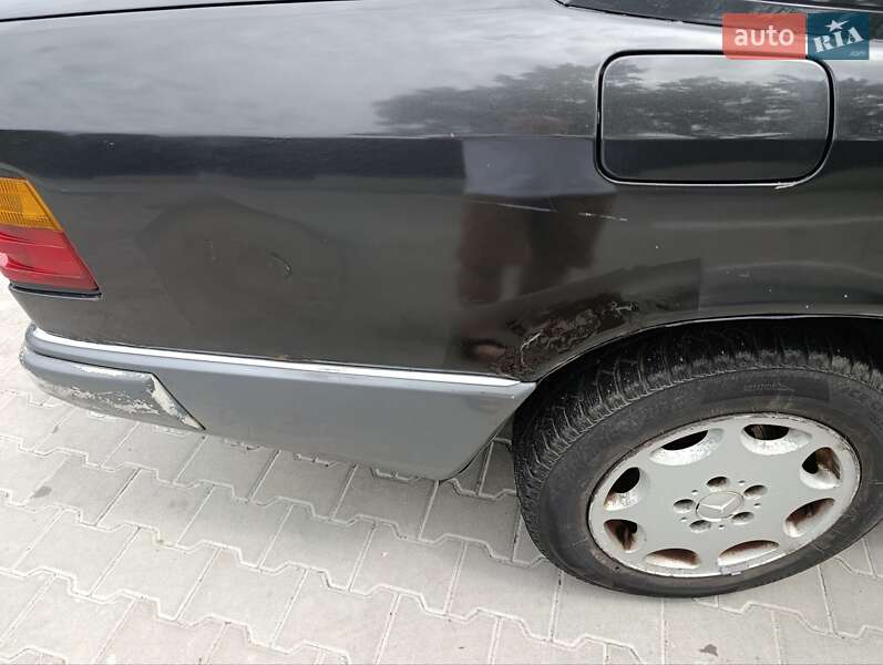 Седан Mercedes-Benz E-Class 1993 в Луцке