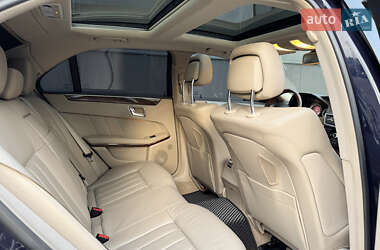 Седан Mercedes-Benz E-Class 2011 в 