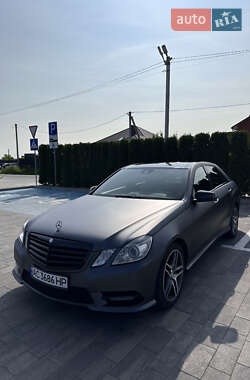Седан Mercedes-Benz E-Class 2011 в Луцке