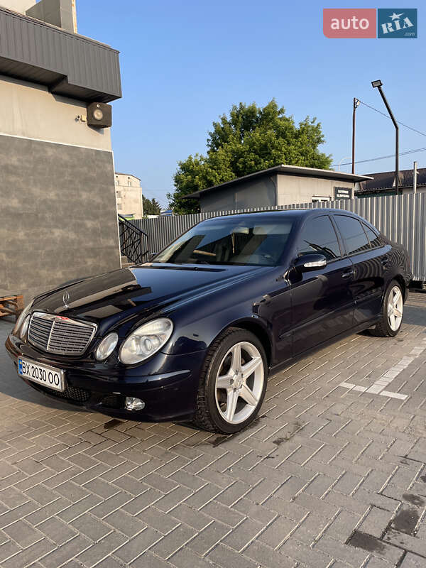 Mercedes-Benz E-Class 2003