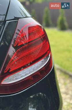 Седан Mercedes-Benz E-Class 2016 в 
