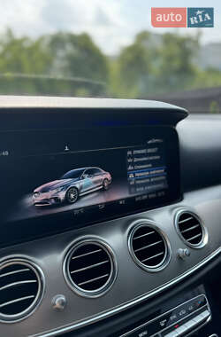 Седан Mercedes-Benz E-Class 2016 в 
