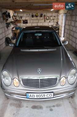 Седан Mercedes-Benz E-Class 2005 в 