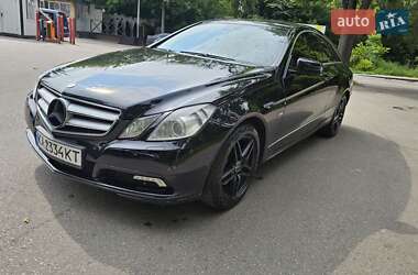 Купе Mercedes-Benz E-Class 2010 в Києві