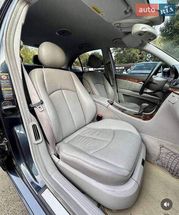 Седан Mercedes-Benz E-Class 2004 в Белгороде-Днестровском