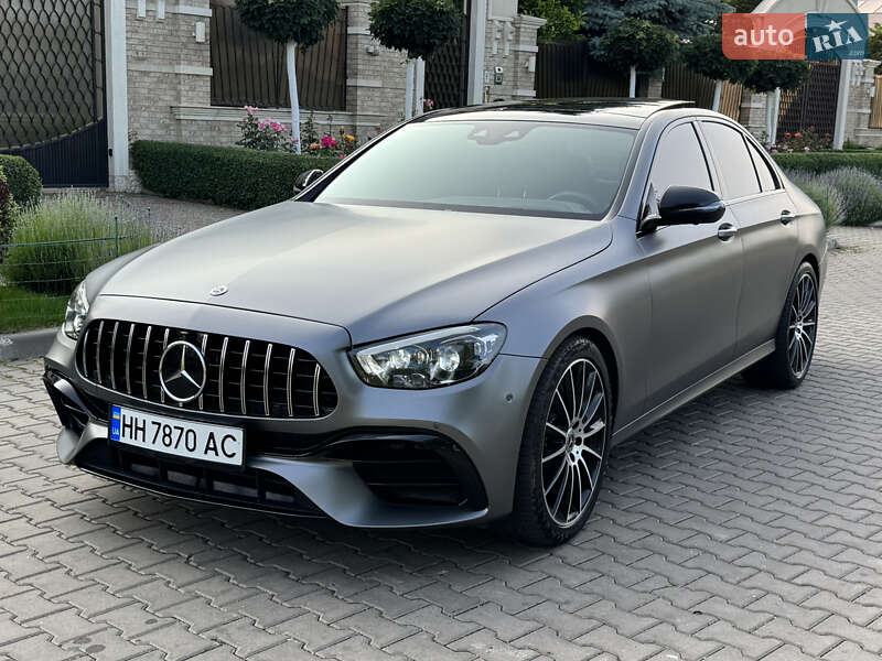 Седан Mercedes-Benz E-Class 2018 в Одесі фото 36 Седан Mercedes-Benz E-Class 2018 в Одесі