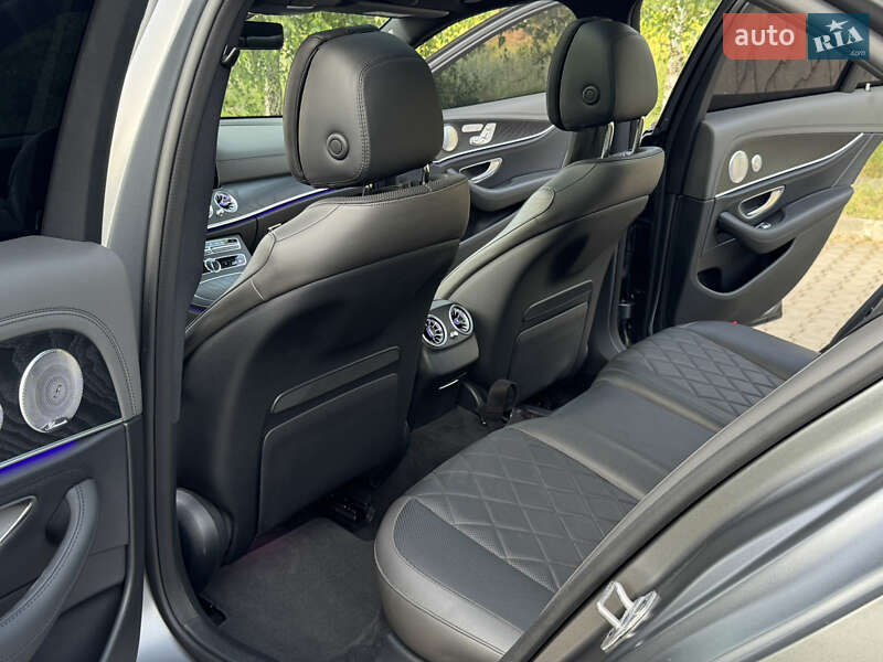 Седан Mercedes-Benz E-Class 2018 в Одесі фото 80 Седан Mercedes-Benz E-Class 2018 в Одесі