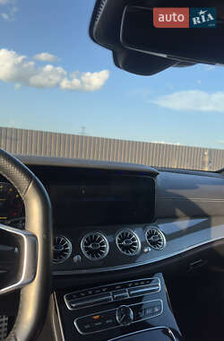 Седан Mercedes-Benz E-Class 2017 в 