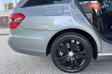 Универсал Mercedes-Benz E-Class 2010 в 
