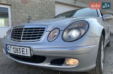 Седан Mercedes-Benz E-Class 2002 в Надворной