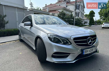 Седан Mercedes-Benz E-Class 2011 в 