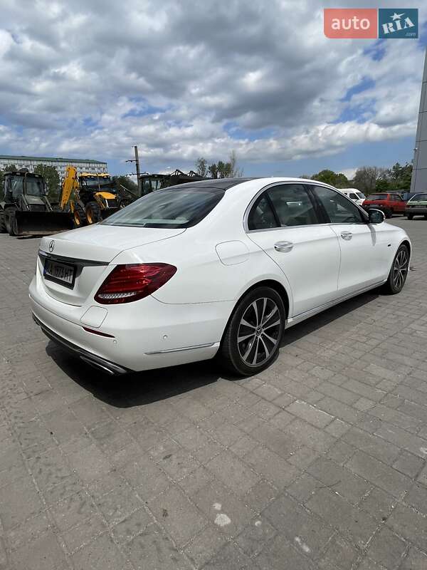 Седан Mercedes-Benz E-Class 2019 в Запоріжжі