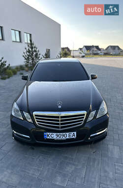 Седан Mercedes-Benz E-Class 2012 в 