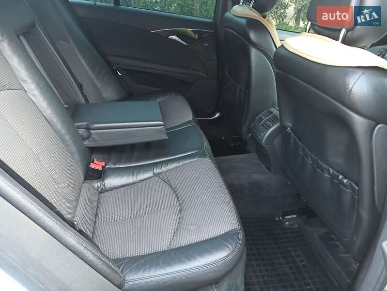 Седан Mercedes-Benz E-Class 2004 в Гайсину