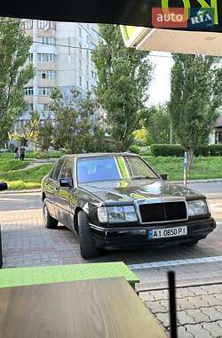 Седан Mercedes-Benz E-Class 1988 в Белой Церкви