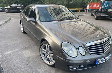 Седан Mercedes-Benz E-Class 2008 в Киеве