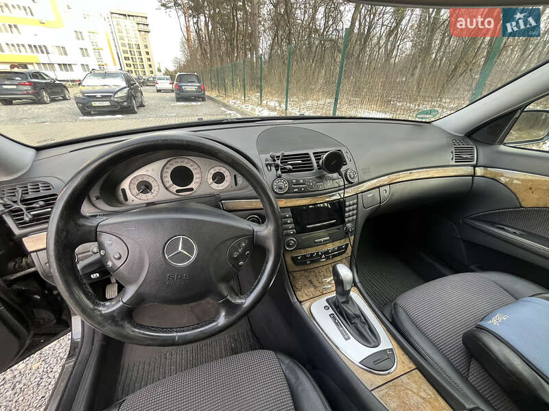 Універсал Mercedes-Benz E-Class 2004 в Львові