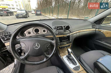 Универсал Mercedes-Benz E-Class 2004 в 