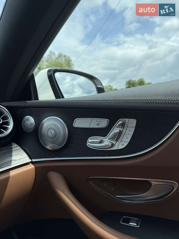 Купе Mercedes-Benz E-Class 2017 в Киеве