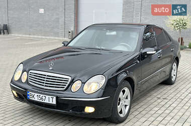 Седан Mercedes-Benz E-Class 2002 в Костополе