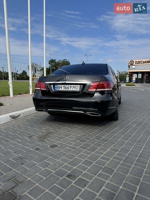 Седан Mercedes-Benz E-Class 2013 в Одесі