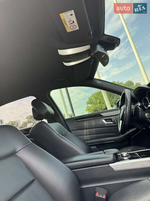 Седан Mercedes-Benz E-Class 2013 в Одесі