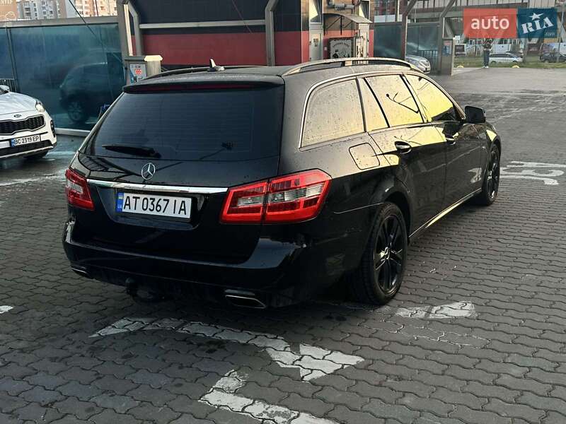 Универсал Mercedes-Benz E-Class 2011 в Львове