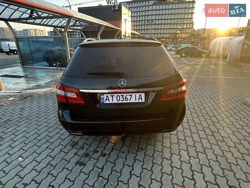 Универсал Mercedes-Benz E-Class 2011 в Львове