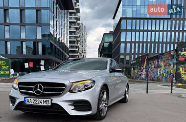 Седан Mercedes-Benz E-Class 2017 в 