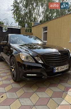 Седан Mercedes-Benz E-Class 2011 в Вознесенске