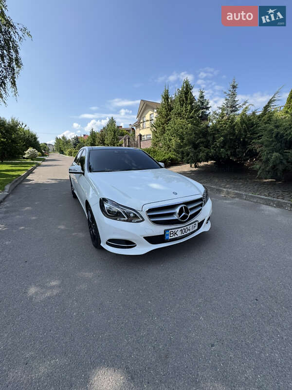 Седан Mercedes-Benz E-Class 2014 в Рівному
