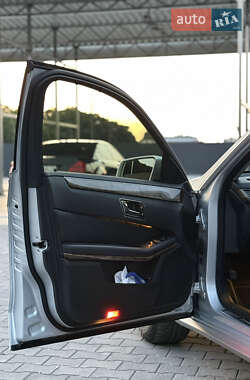Седан Mercedes-Benz E-Class 2010 в 