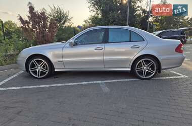 Седан Mercedes-Benz E-Class 2007 в 
