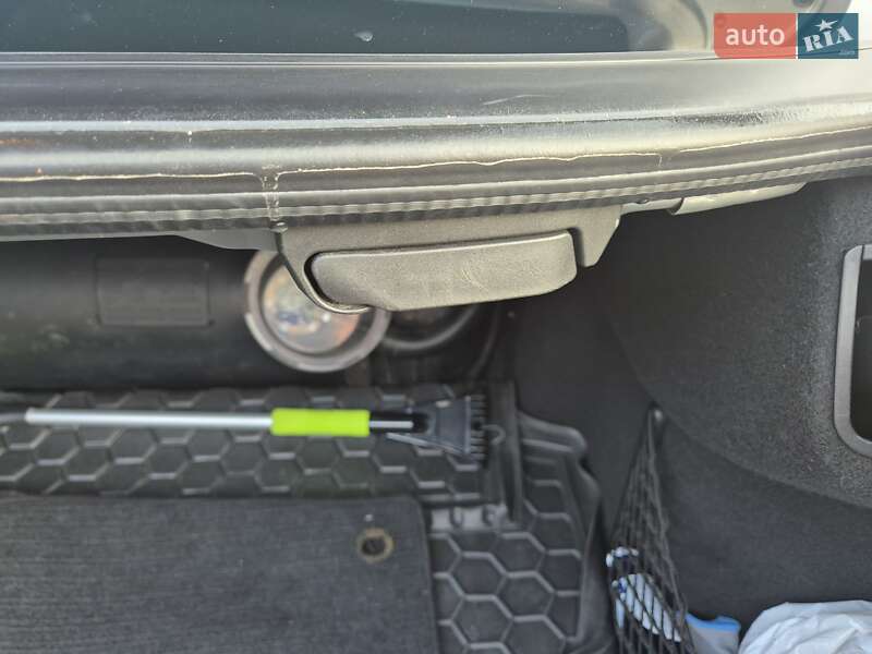 Седан Mercedes-Benz E-Class 2007 в Києві