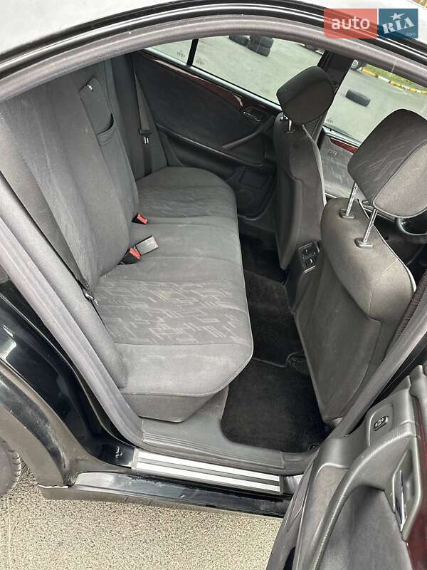 Седан Mercedes-Benz E-Class 2002 в Ірпені фото 17 Седан Mercedes-Benz E-Class 2002 в Ірпені