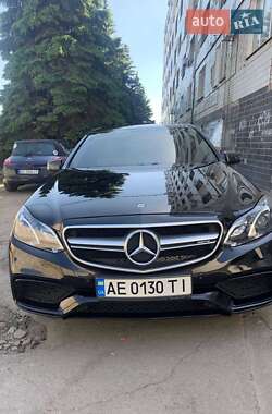 Седан Mercedes-Benz E-Class 2014 в Кривом Роге