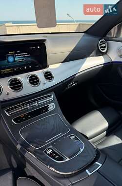 Седан Mercedes-Benz E-Class 2021 в 