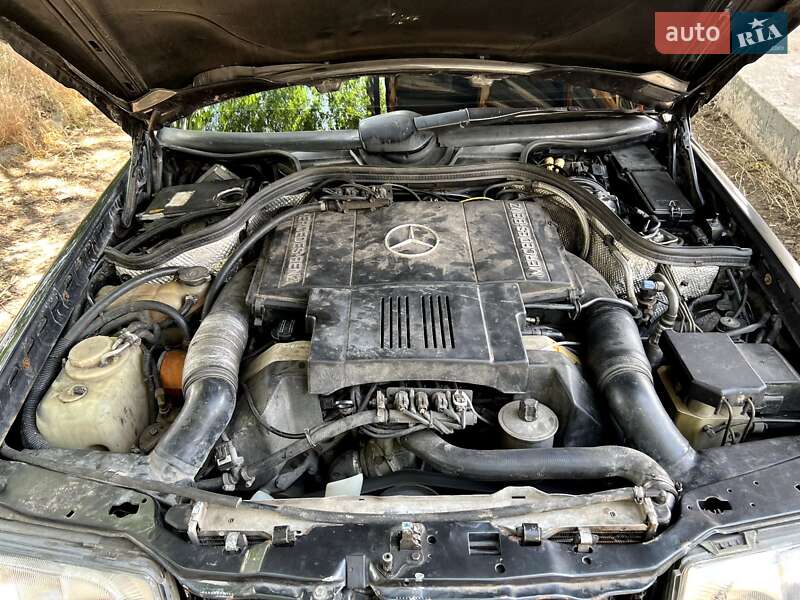Седан Mercedes-Benz E-Class 1992 в Києві