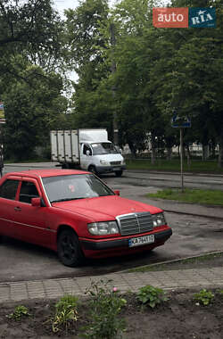 Седан Mercedes-Benz E-Class 1991 в Борисполе