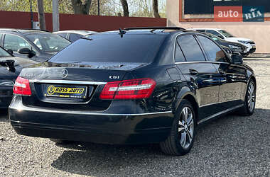 Седан Mercedes-Benz E-Class 2012 в 