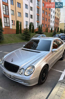 Седан Mercedes-Benz E-Class 2003 в Рівному