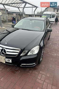 Універсал Mercedes-Benz E-Class 2012 в Луцьку